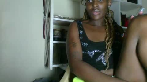 clara online show from May 8, 7:27 pm