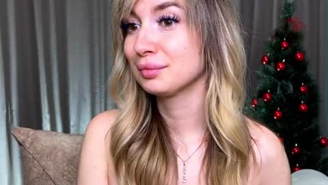 _crystal_moon_1 online show from December 18, 11:31 pm