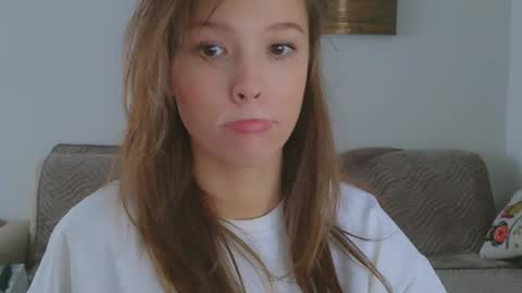 DemiDee online show from March 9, 11:46 am