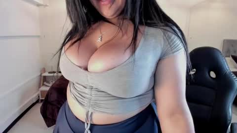 Dulcinea online show from May 11, 2:56 pm