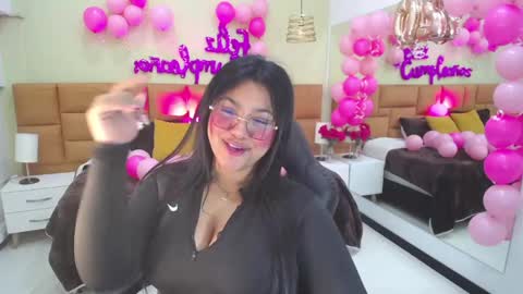 Dulcinea online show from February 4, 11:38 am