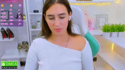 Snapshot of _eliizabeth__ chatting on September 8, 9:58 pm Lizzy online show from September 8, 9:58 pm