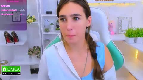 Snapshot of _eliizabeth__ chatting on September 12, 9:11 pm Lizzy online show from September 12, 9:11 pm