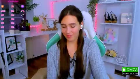 Lizzy  online show from December 2, 11:29 pm