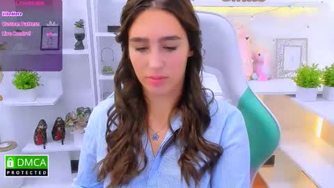 Snapshot of _eliizabeth__ chatting on September 22, 10:19 pm Lizzy online show from September 22, 10:19 pm