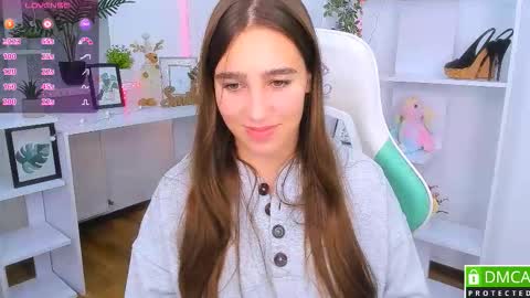 Lizzy  online show from November 4, 9:31 pm