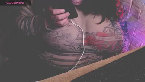 LIsa online show from February 8, 11:03 am