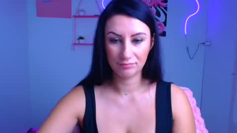 Emma online show from October 20, 11:57 am