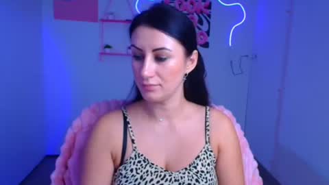 Emma online show from November 1, 12:53 pm