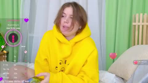 Sam  online show from October 27, 8:36 pm