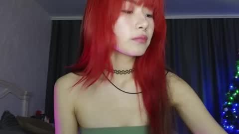 Snapshot of _eve____ chatting on December 14, 10:28 pm EveEva online show from December 14, 10:28 pm