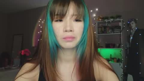 Snapshot of _eve____ chatting on October 11, 3:11 am EveEva online show from October 11, 3:11 am