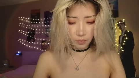 EveEva online show from May 19, 1:56 am
