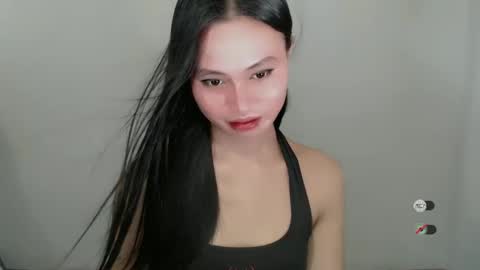 STEFFANNY WELL. online show from December 22, 9:20 pm