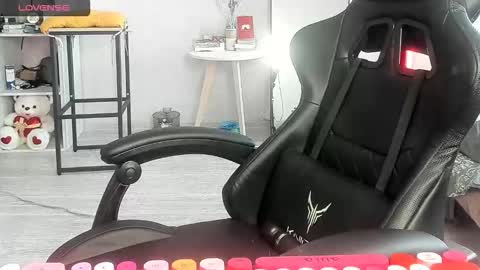 Alis online show from November 2, 7:45 am