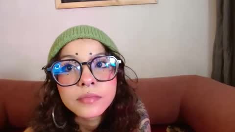 Gaia online show from November 12, 3:37 am