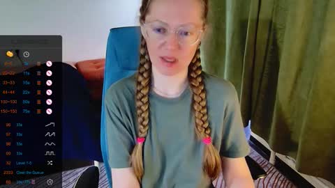 Snapshot of _goldilocks__ chatting on September 12, 7:07 am _goldilocks__ online show from September 12, 7:07 am