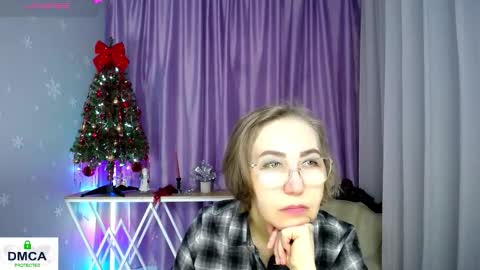 _greybunny_ online show from January 12, 10:31 am