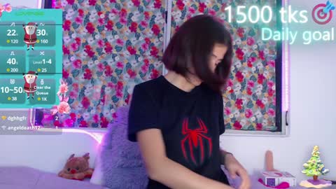 Gwen online show from December 28, 6:06 am