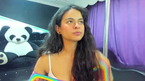 _hanna_lee1 online show from September 19, 5:17 am