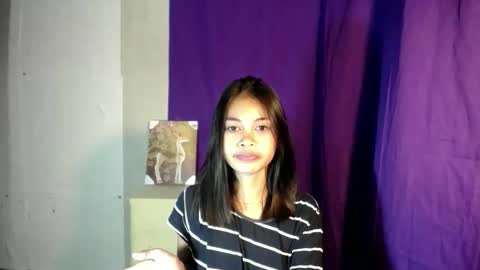 _honeyletxx online show from September 17, 7:56 pm
