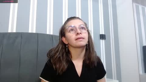 Snapshot of _isaabellaa chatting on December 18, 11:34 am Isa online show from December 18, 11:34 am