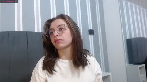 Snapshot of _isaabellaa chatting on December 16, 11:33 am Isa online show from December 16, 11:33 am