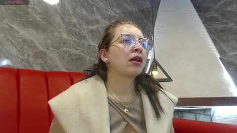 Snapshot of _isaabellaa chatting on February 19, 11:28 am Isa online show from February 19, 11:28 am