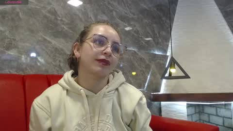 Snapshot of _isaabellaa chatting on January 18, 11:21 am Isa online show from January 18, 11:21 am