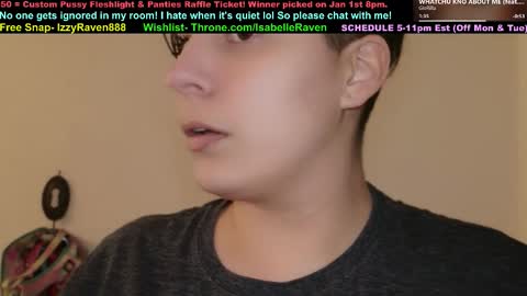 IsabelleRaven online show from January 11, 8:03 pm