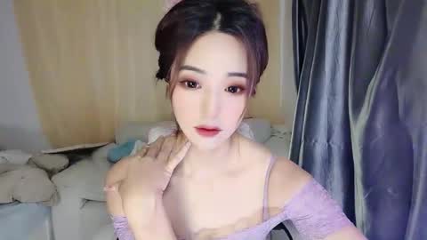 Snapshot of _iuiu_ chatting on January 2, 12:46 pm UU online show from January 2, 12:46 pm