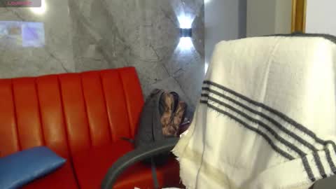 _jeessy online show from September 12, 6:35 am