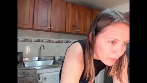 JENNY online show from May 7, 4:43 pm