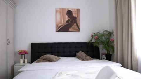 Jocelyn online show from April 9, 10:42 am