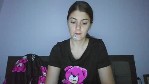 _just_a_simple_girl online show from December 2, 3:45 pm