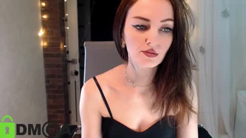  karolina online show from December 20, 4:00 pm