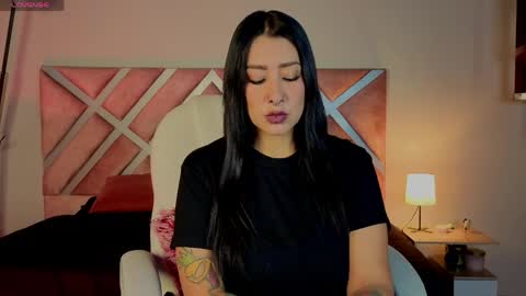 kelly online show from May 2, 11:24 am
