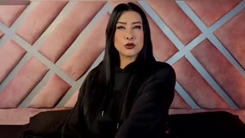 kelly online show from March 9, 1:36 pm