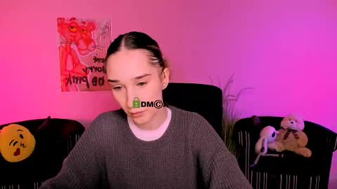 _kellykitten_ online show from February 5, 10:29 am