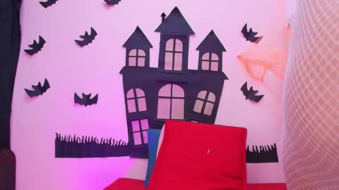 Kendall online show from October 21, 11:58 am