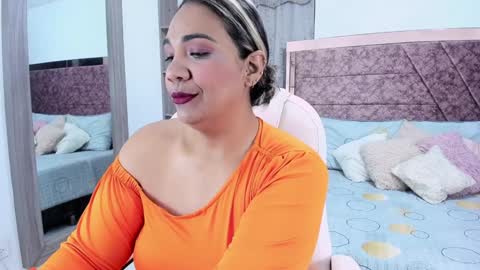 NAILHA SAJANI  online show from January 29, 12:24 pm
