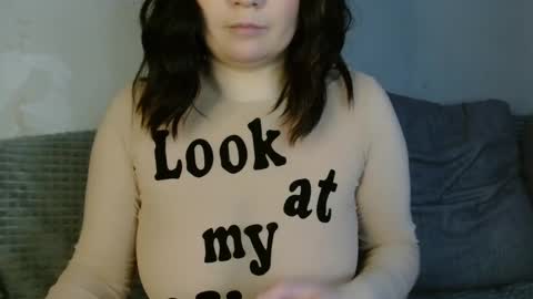 Snapshot of _lalilu_ chatting on January 16, 6:03 am _lalilu_ online show from January 16, 6:03 am