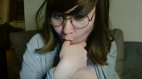 Snapshot of _lalilu_ chatting on December 7, 6:26 pm _lalilu_ online show from December 7, 6:26 pm
