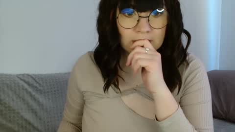 Snapshot of _lalilu_ chatting on March 10, 12:06 pm _lalilu_ online show from March 10, 12:06 pm