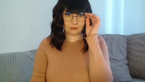 Snapshot of _lalilu_ chatting on February 9, 10:09 am _lalilu_ online show from February 9, 10:09 am