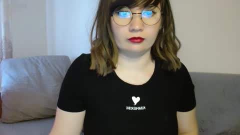 Snapshot of _lalilu_ chatting on December 2, 7:10 am _lalilu_ online show from December 2, 7:10 am