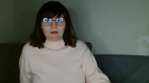 Snapshot of _lalilu_ chatting on January 4, 4:54 pm _lalilu_ online show from January 4, 4:54 pm