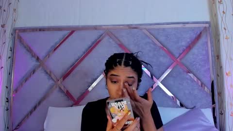 Snapshot of _lanna_jhonson_ chatting on March 7, 11:51 am Lanna online show from March 7, 11:51 am