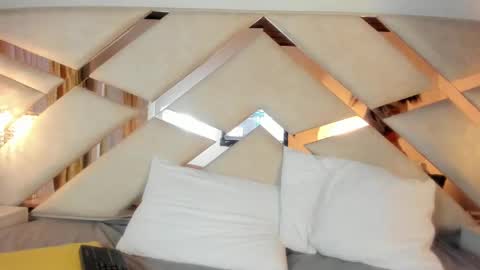 Snapshot of _lanna_jhonson_ chatting on March 10, 1:34 am Lanna online show from March 10, 1:34 am