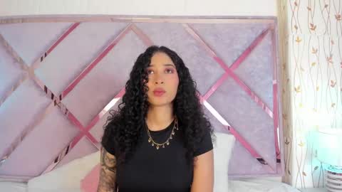 Snapshot of _lanna_jhonson_ chatting on February 22, 11:46 am Lanna online show from February 22, 11:46 am